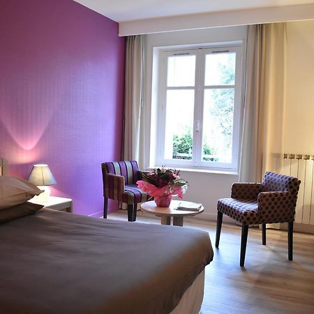 Logis Hotel Saint-Roch Pleumartin Εξωτερικό φωτογραφία